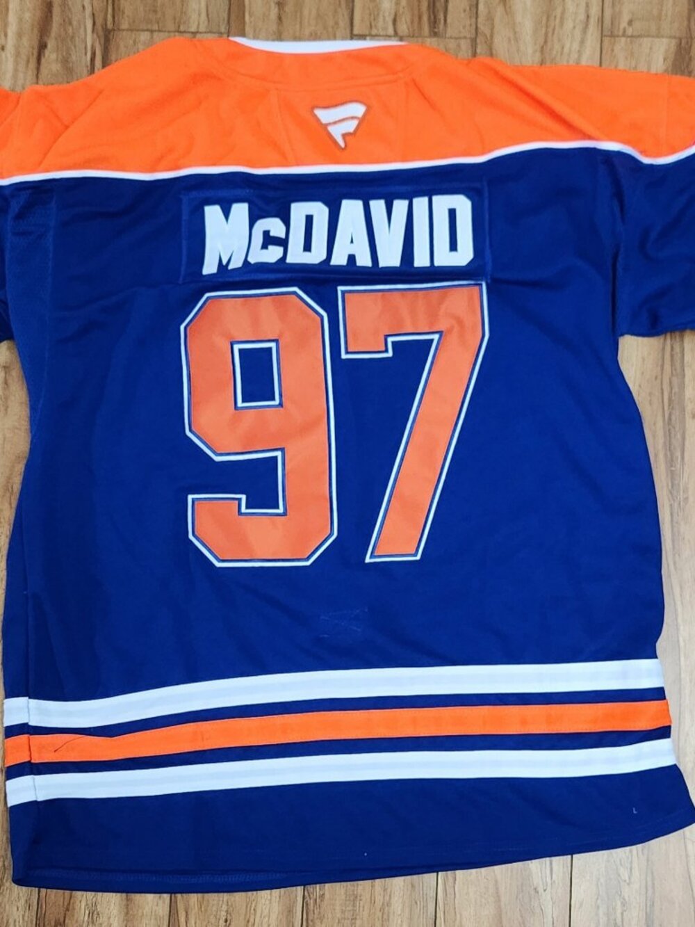 Edmonton Oiler Hockey Jersey (56 & 64)
